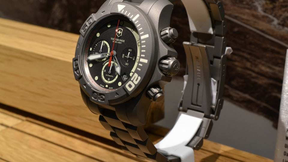 ساعت Victorinox Dive Master 500 Titanium