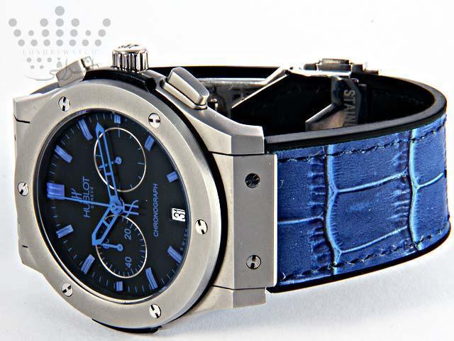 ساعت مردانه آبی رنگ هابلوت