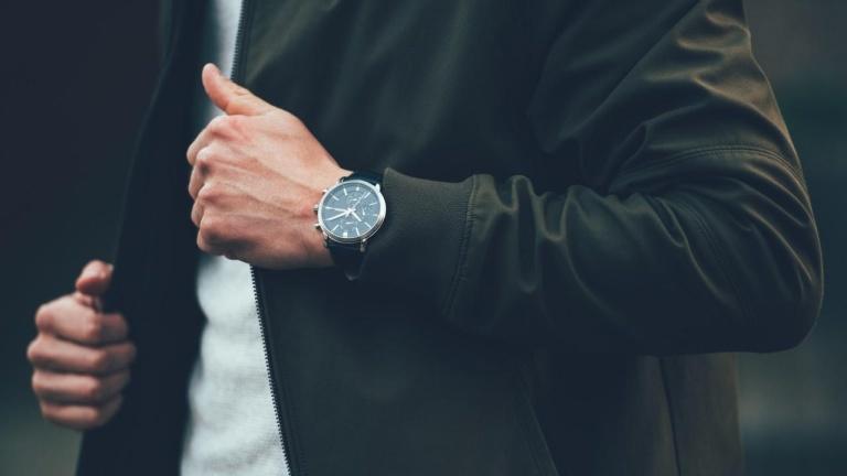 راهنمای خرید ساعت مچی مردانه: چگونه یک ساعت خوب مردانه انتخاب کنیم؟