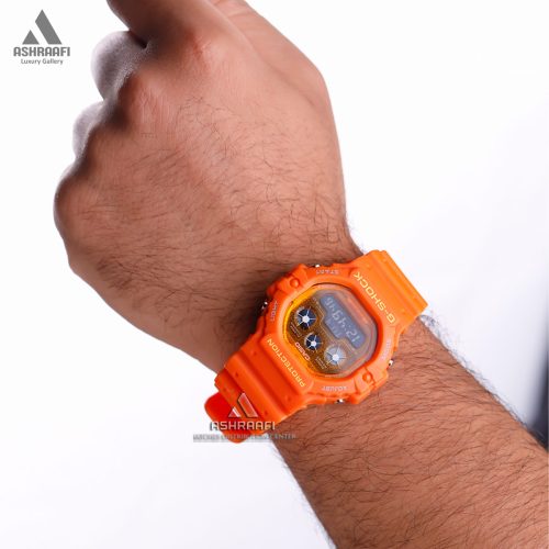 عکس روی مچ ساعت جی شاک