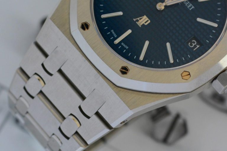 نشانه‌‌های تبدیل شدن به فخرفروش ساعت مچی