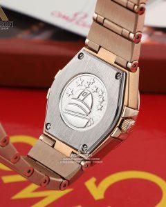 درب پشت ساعت امگا Omega Constellation 179RG