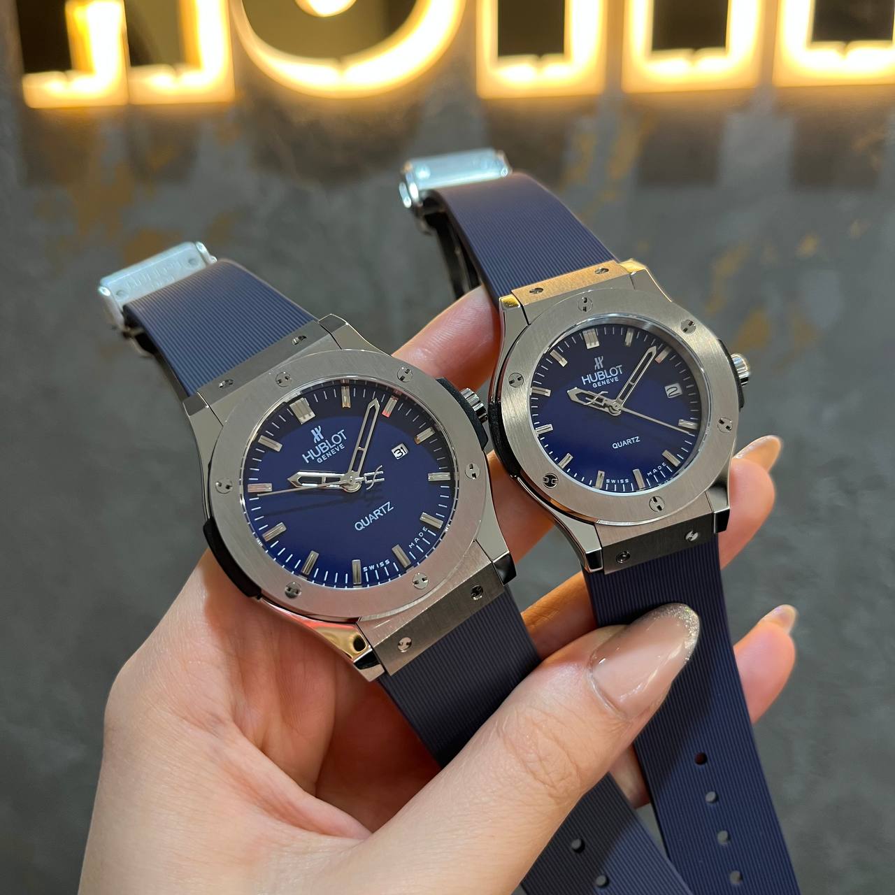 ساعت ست هابلوت سورمه ای