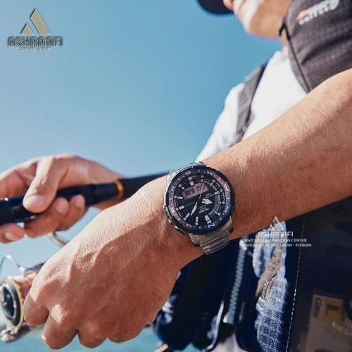 عکس روی دست ساعت ProTrek PRT-B70T-7DR