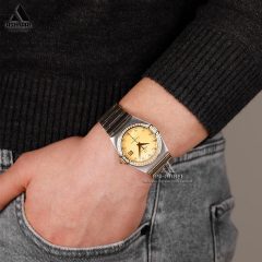 عکس روی مچ امگا مردانه