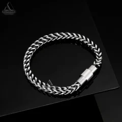 دستبند مردانه کارتیه Cartier Bracelet SM03