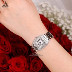عکس روی مچ کارتیه پنتر Cartier Panthere S-64X SWD