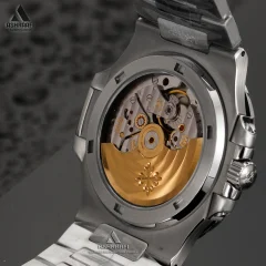 Patek Philippe Nautilus Z-SK-04 درب پشت ساعت پتک فیلیپ موتور سوئیس