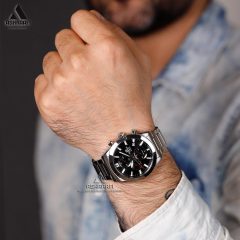 عکس روی مچ ساعت Casio Edifice EFB-710D-1AV