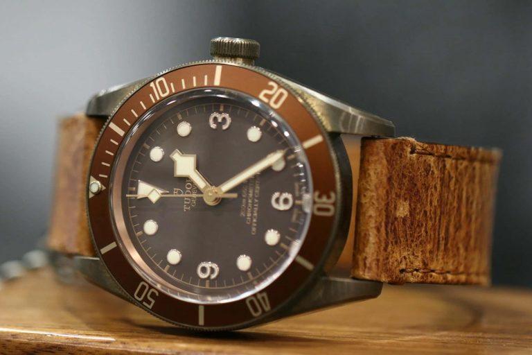 چگونه از ساعت ‌های برنز مراقبت کنیم؟