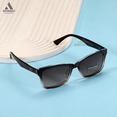 عینک آفتابی پلاستیکی گوچی Gucci P8968