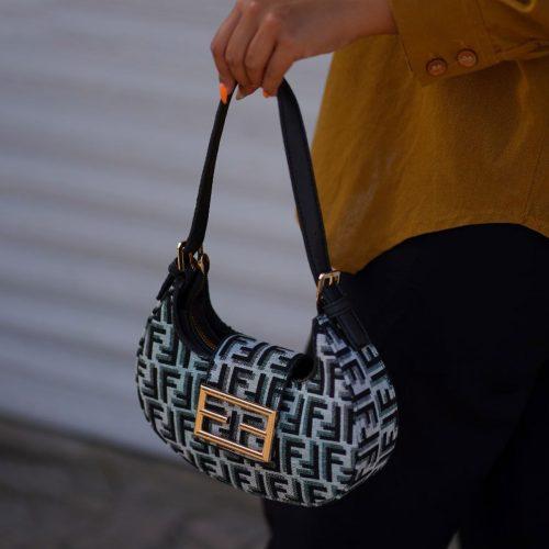 کیف فندی طرح دار