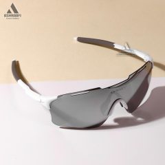 عینک سفید ورزشی Oakley AS521363