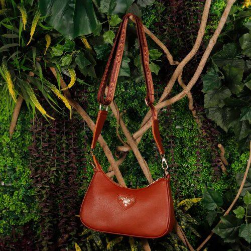 کیف پرادا قهوه ای