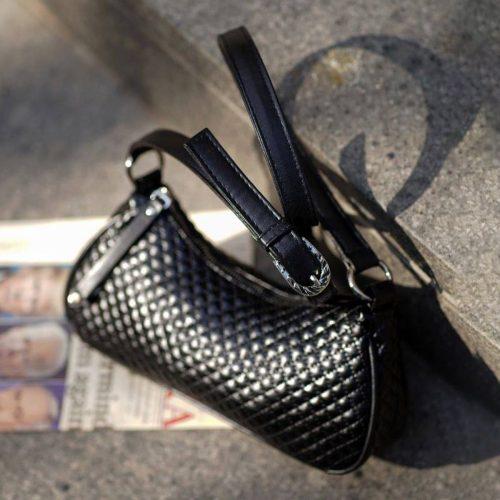 کیف مشکی پاسپورتی گلدوزی