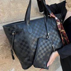 کیف دوشی بزرگ لویی ویتون