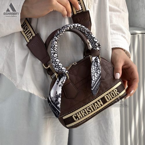 کیف دیور قهوه‌ای