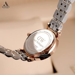 درب پشت ساعت دنیل
