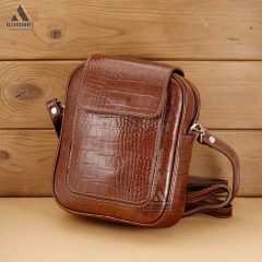 Mens-Shoulder-Bag-A05-03 کیف قهوهای با چرم طبیعی