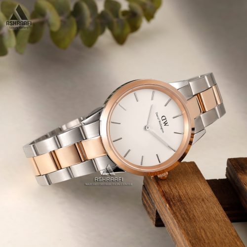 ساعت دنیل ولینگتون صفحه سفید