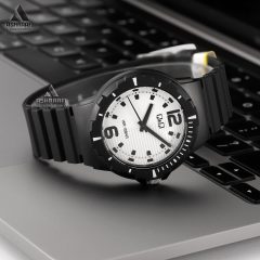 ساعت اورجینال کیو اند کیو Q&Q V02A-005VY