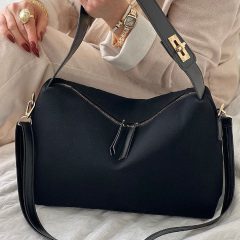 کیف مخمل مشکی