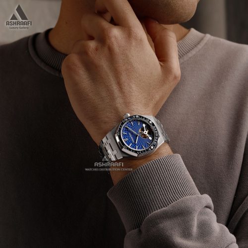 ساعت اودمار پیگه نگین دار