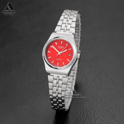 ساعت صفحه قرمز