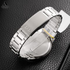 Q&Q A480J215Y