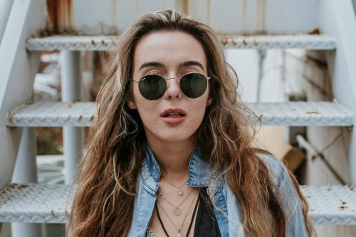 آیا عینک آفتابی گرون واقعا بهتر از مدل ‌های ارزونه؟