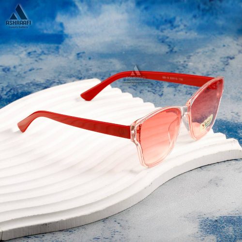عینک افتابی قرمز