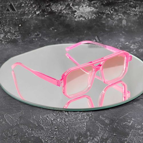 عینک فانتزی صورتی