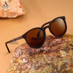 عینک دودی قهوه ای