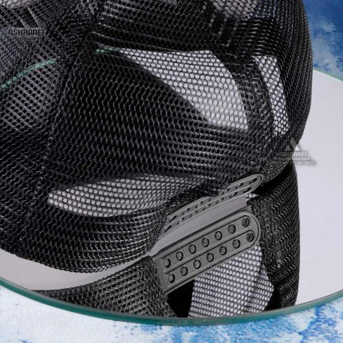 کلاه گورین پشت تور