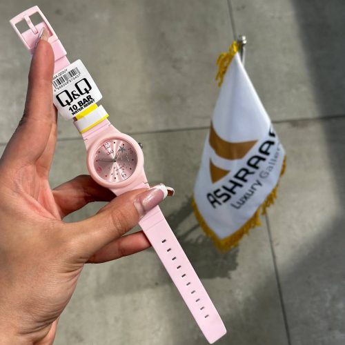 ساعت کیو ان کیو صورتی