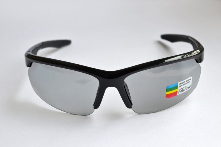 عینک فتوکرومیک چیه؟