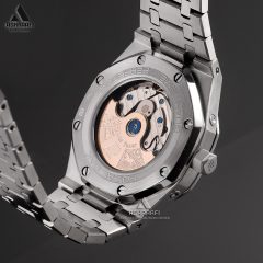 درب پشت ساعت مردانه اودمار پیگه