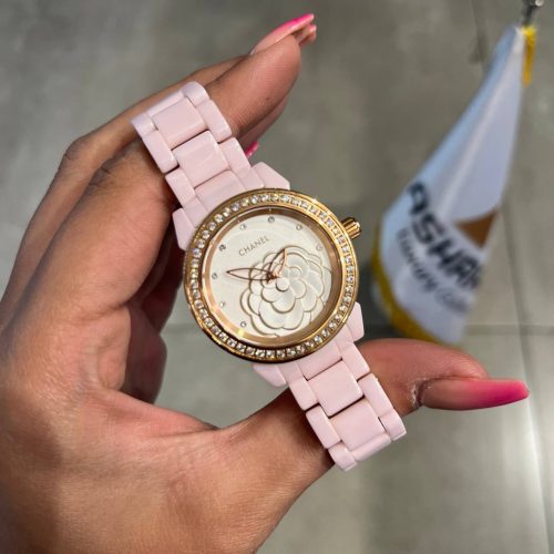 ساعت شنل صورتی