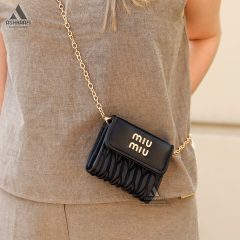 Miu-Miu-Wallet-A01-02 کیف پول مشکی شیک