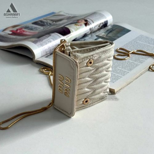 کیف کرم میو میو Miu Miu Wallet A01