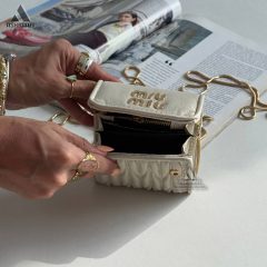 Miu-Miu-Wallet-A01-07 کیف پول کرم میو میو