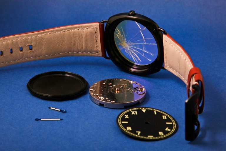 تعمیر ساعت شکسته: راهنمای جامع و خدمات تخصصی در اشرافی