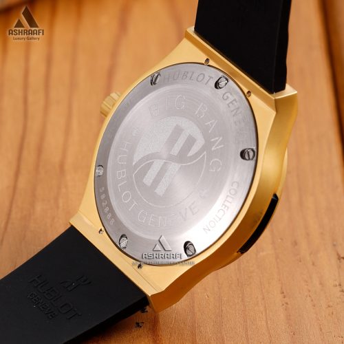 درب پشت ساعت هابلوت