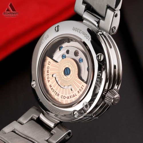 درب پشت شیشه ای ساعت زنانه