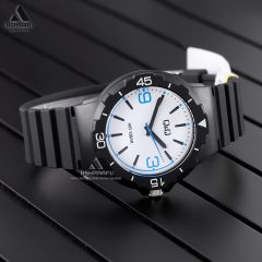 Q&Q V02A-001VY
