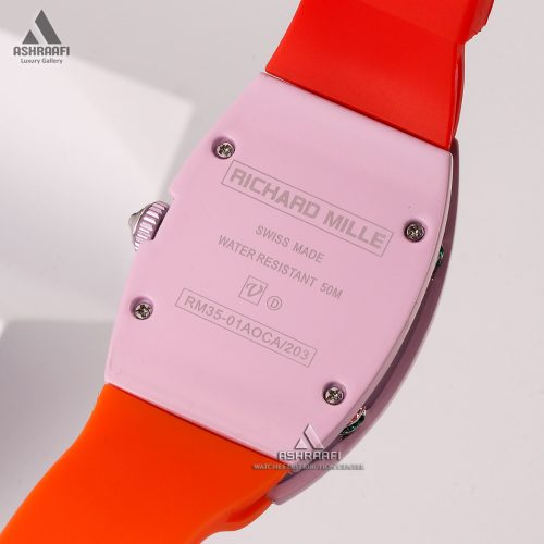 درب پشت ساعت