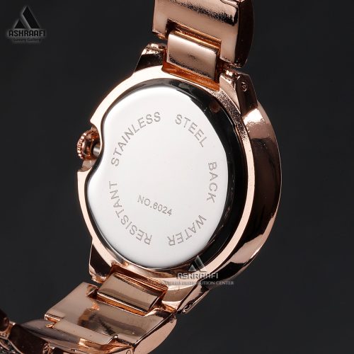 درب پشت ساعت زنانه کارتیه