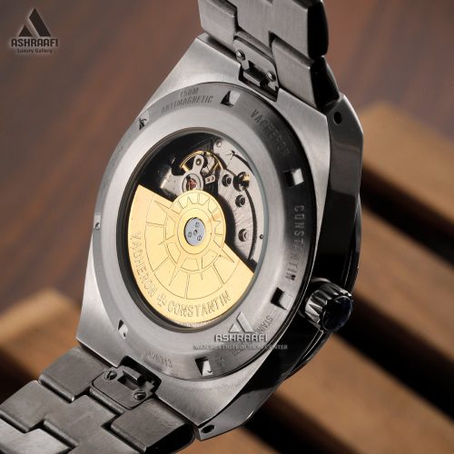 درب پشت شیشه ای ساعت واشرون کنستانتین