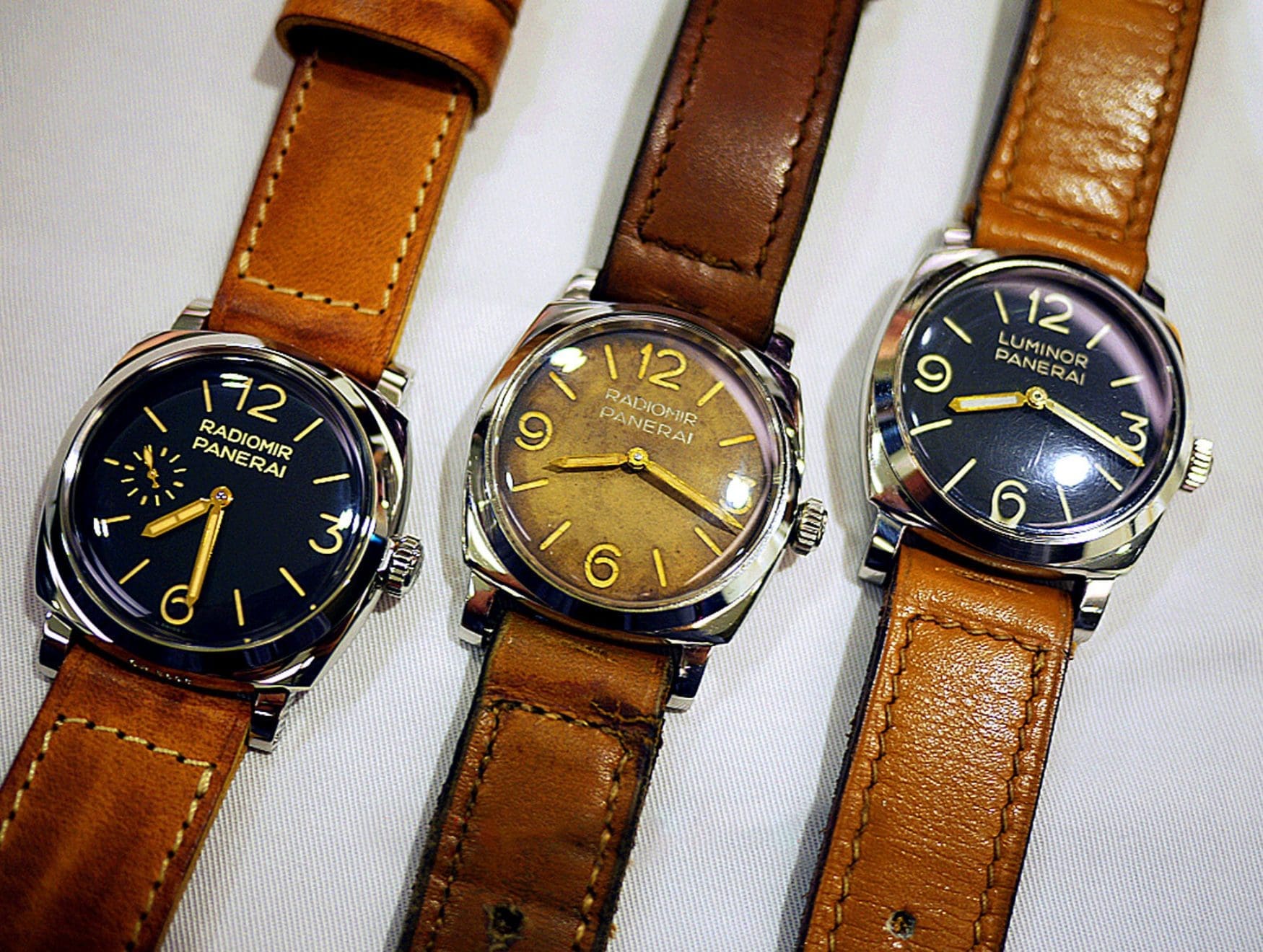 دو ساعت پانرای رادیومیر و یک ساعت پانرای لومینور