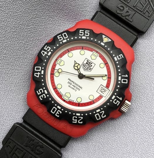 ساعت تگ هویر فرمول 1 قرمز